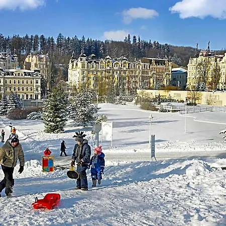 Hotell Ensana Pacifik Mariánské Lázně